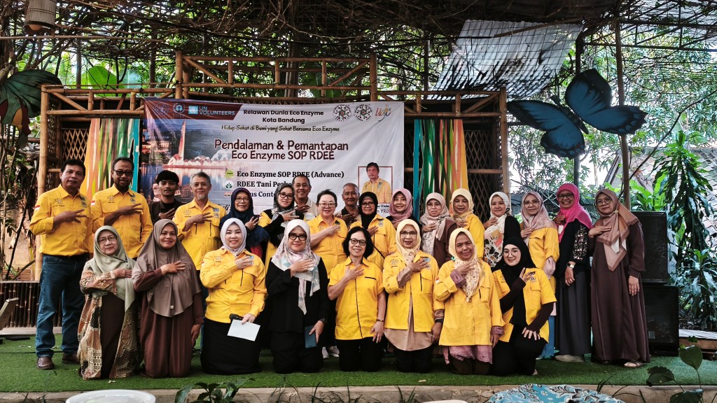 Bandung Hosts Deepening and Strengthening Eco Enzyme SOP RDEE and Urban Farming Training